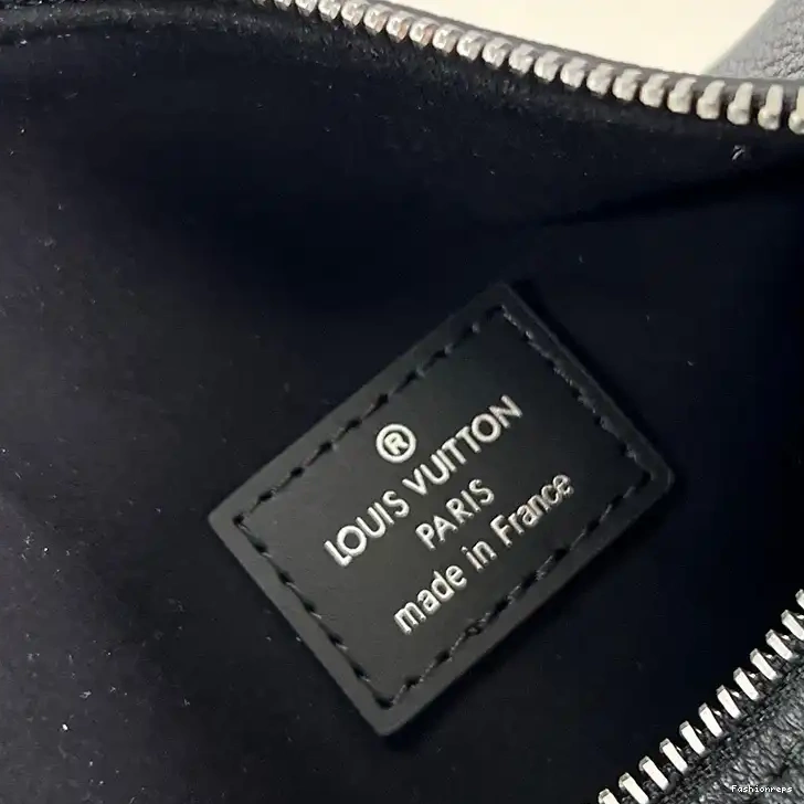 Fashionrepsfam ru 2405YA0012 LV Bags 0507
